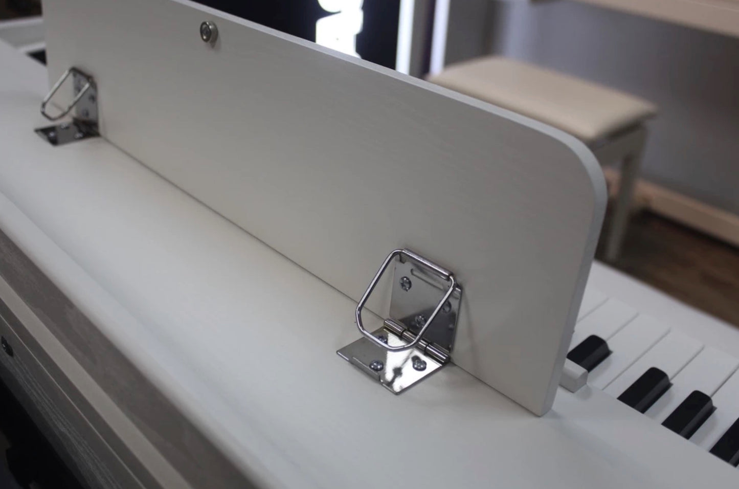 Finechord FLP-001 Digital Piano — Grand Piano Feel, Compact Design, Available in Black & White