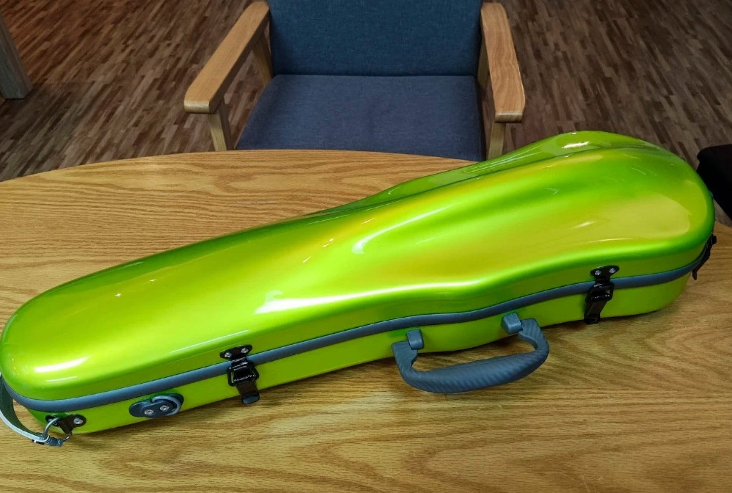 JML 1.5kg  PC2 Shaped violin case