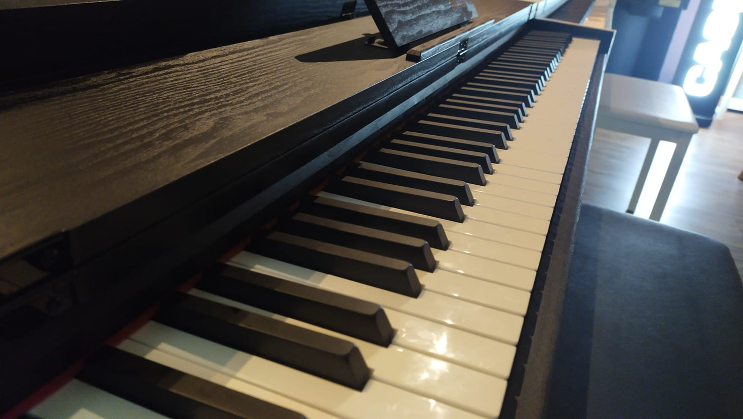 Finechord FLP-001 88 weighted key beginner's piano keyboard foldable slim design